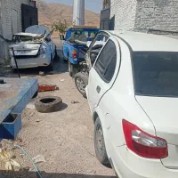 خ ریدار خودرو تصادفی
