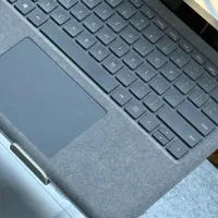 سرفیس لپتاپ 15 اینچی شرایطی