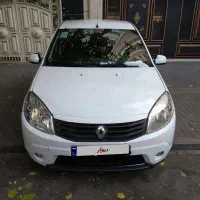 رنو ساندرو اتومات در حد