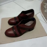 کفش چرم زنانه