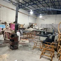 استخدام نجار و رویه کوب ماهر و نیمه ماهر