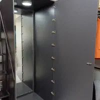 فروش وسایل لباس فروشی