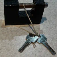 قفل کتابی (جنس آهنی)