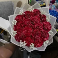 انواع دسته گل و باکس روبانی و گیفت گل یلدایی