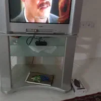 تلویزیون و میز تلویزیون