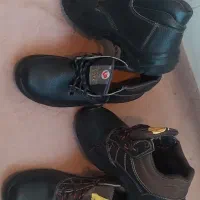 کفش کار ایمنی و دستکش اسیدی