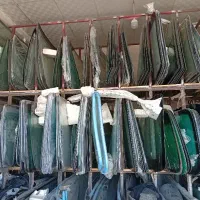 نصب و ترمیم انواع شیشه های اتومبیل