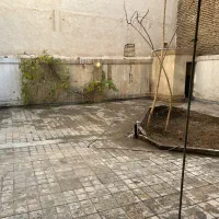 رهن و اجاره همکف حیاط دار صیاد شیرازی