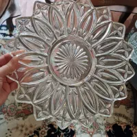 تعدادی ظروف کریستال اصل