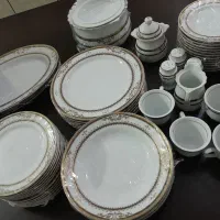 سرویس چینی طرح  طلایی دوازده نفره
