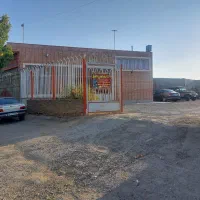 گاراژ تجاری به همراه دفتر آماده یه اجاره|اجارهٔ مغازه و غرفه|شهرضا, |دیوار