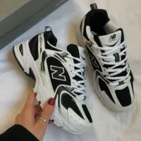 کتونی نیوبالانس