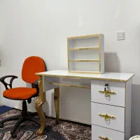 میزو صندلی ناخن کاری به همراه استند لاک