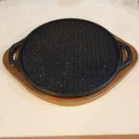 تابه گریل دوطرفه سایز ۲۷ همراه استند چوبی