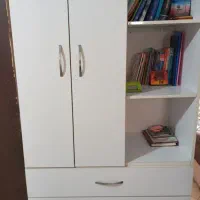 کمد وکتابخانه