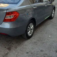 برلیانس ۲۳۰ اتومات آخر ۱۳۹۶ کم کارکرد با سانروف|خودرو سواری و وانت|تهران, گلستان (شهرک راه آهن)|دیوار