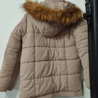 کاپشن|لباس|خوی, |دیوار