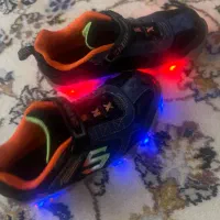 (کفش)کتونی اسکیچرز