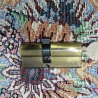 توپی با۳عددکلید