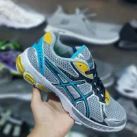 کفش کتونی آسیکس سایز42موجوده