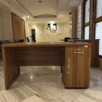 میز اداری ۲ عدد|مبلمان اداری|تهران, فلسطین (میدان انقلاب)|دیوار