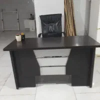 میز مدیریت  در حد نو