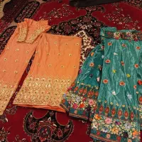 دودست لباس محلی باهم ۳ میلیون تومان