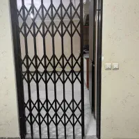 محافظ در فلزی