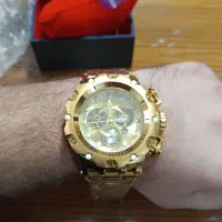 ساعت اینویکتا معروف به گودزیلا هیبریدی