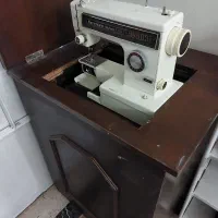 چرخ خیاطی با کمد