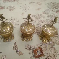 سه عدد قندان برونج