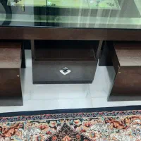 میز عسلی.کاملا سالم.