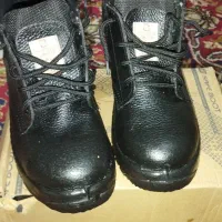کفش ایمنی نسوز
