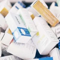 کارگر ساده خانم برای شرکت داروسازی