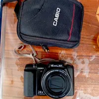دوربین  Casio exilim -h50|دوربین عکاسی و فیلم‌برداری|یزد, |دیوار