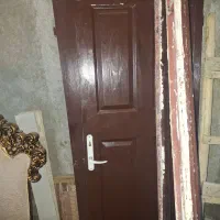 درب هال پذیرایی و اتاق خواب .درب چوبی.دیواندره