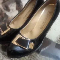 کفش  وبوت  کاملا تمیز وسالم