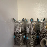 سینی استکان و قندان و شش عددقاشق پیوتر سالم و تمیز