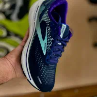 کتونی بروکس