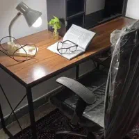 میز کامپیوتر و تحریر