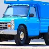 راننده نیسان با بارگیری و تخلیه