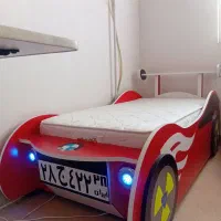 تخت کودک طرح ماشین چراغ‌دار