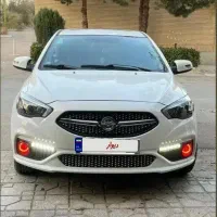 شاهین دربست