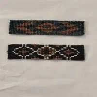 دوکمه و دولاو و دستبند