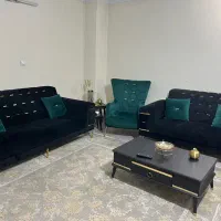 مبل مشکی طلایی شیک و خاص