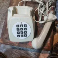 تلفن دکمه ای