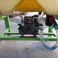 سم پاش پشت تراکتوری ۴۰۰ لیتری در حد نو