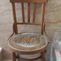 صندلی لهستانی قدیمی|کلکسیون اشیاء عتیقه|شهرضا, |دیوار