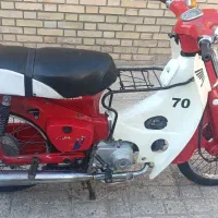 دو عدد هوندا ۷۰ ژاپن