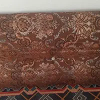 یک جفت مخطع|پشتی|پیر بکران, |دیوار